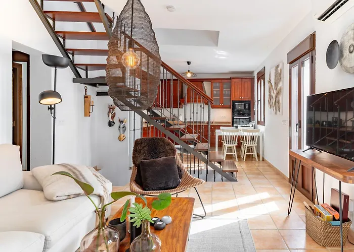 Cozy Townhouse In Old Town Estepona
